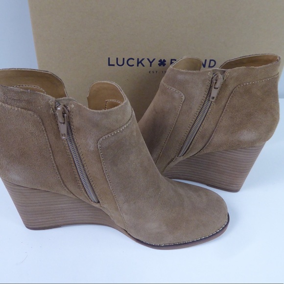 Lucky Brand Oiled Suede Leather Yabba Ankle Boot Wedge Bootie Side Zip NIB - Picture 3 of 8